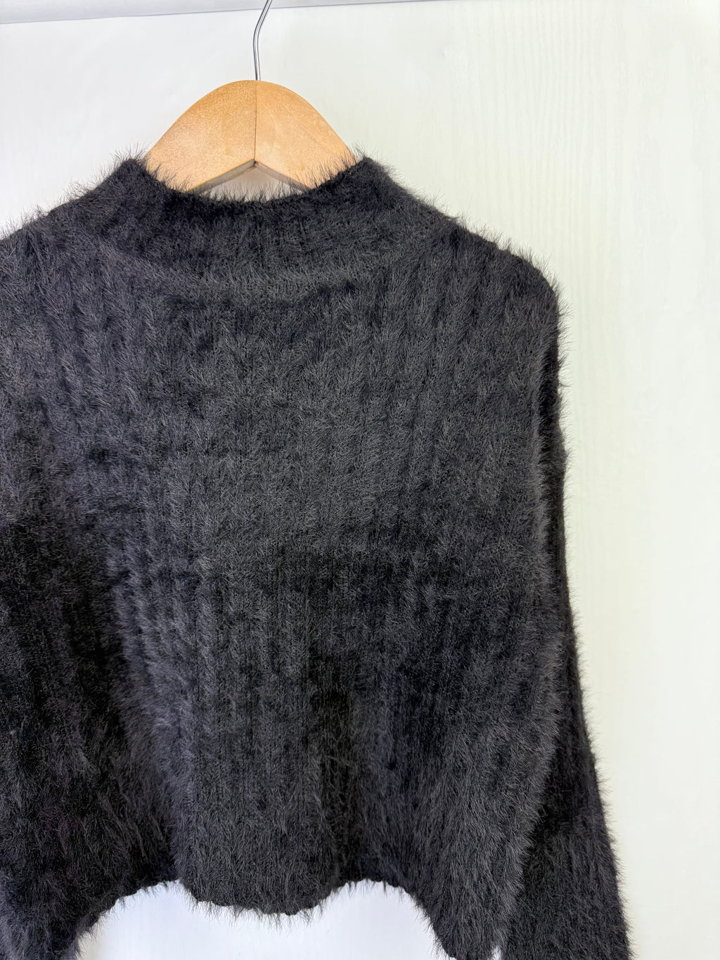 NEW Ex N*xt Black Fluffy Cropped Jumper - Girls 6 Years - Little Ones Preloved. Second Hand Children's & Preloved Baby, Kids, Girls & Boys Clothes. UK online
