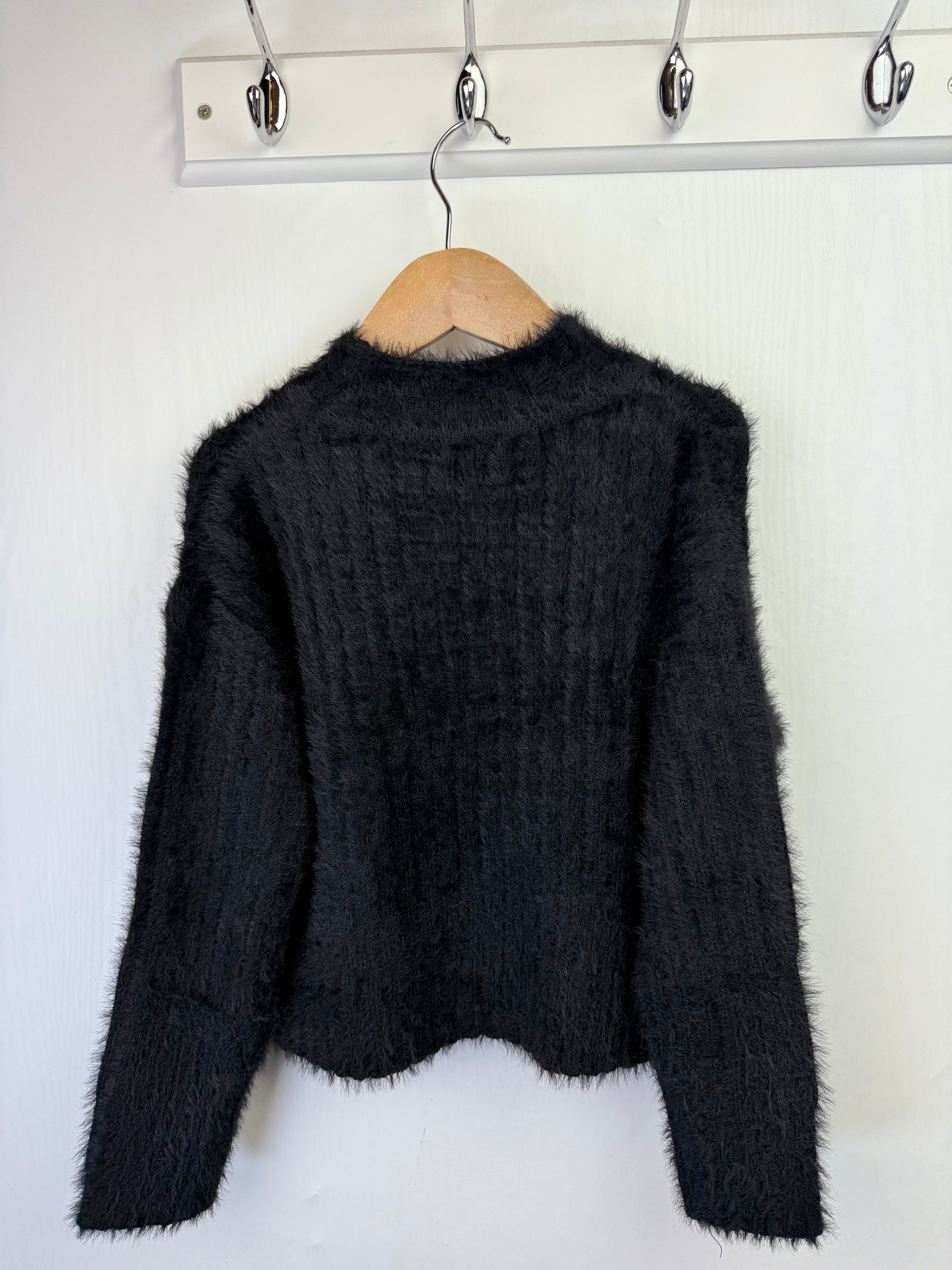 NEW Ex N*xt Black Fluffy Cropped Jumper - Girls 6 Years - Little Ones Preloved. Second Hand Children's & Preloved Baby, Kids, Girls & Boys Clothes. UK online