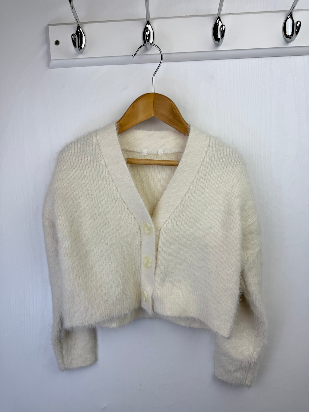 NEW Ex N*xt Cream Cropped Fluffy Cardigan - Little Ones Preloved. Second Hand Children's & Preloved Baby, Kids, Girls & Boys Clothes. UK online