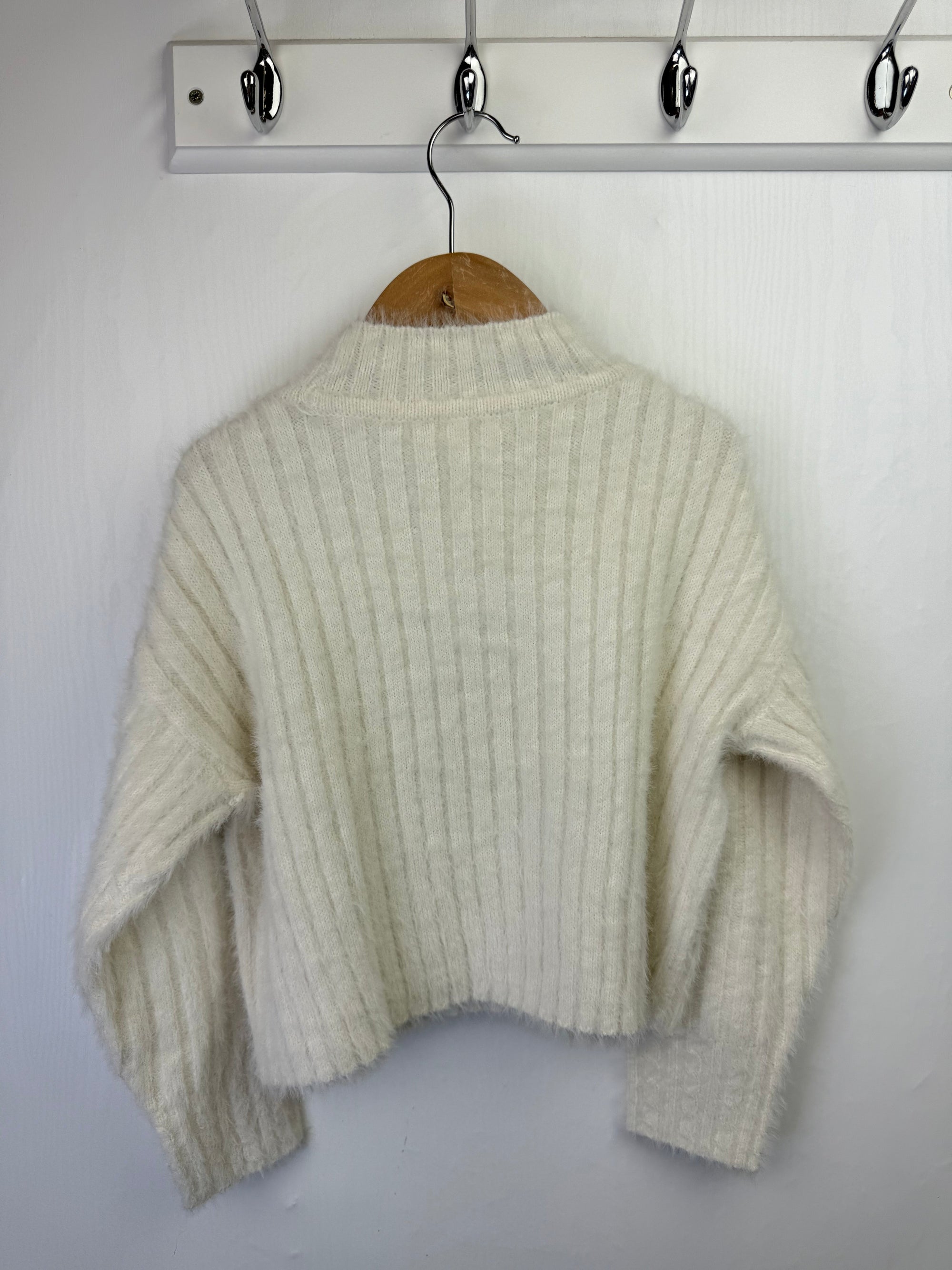 NEW Ex N*xt Cream Fluffy Cropped Jumper - Little Ones Preloved. Second Hand Children's & Preloved Baby, Kids, Girls & Boys Clothes. UK online
