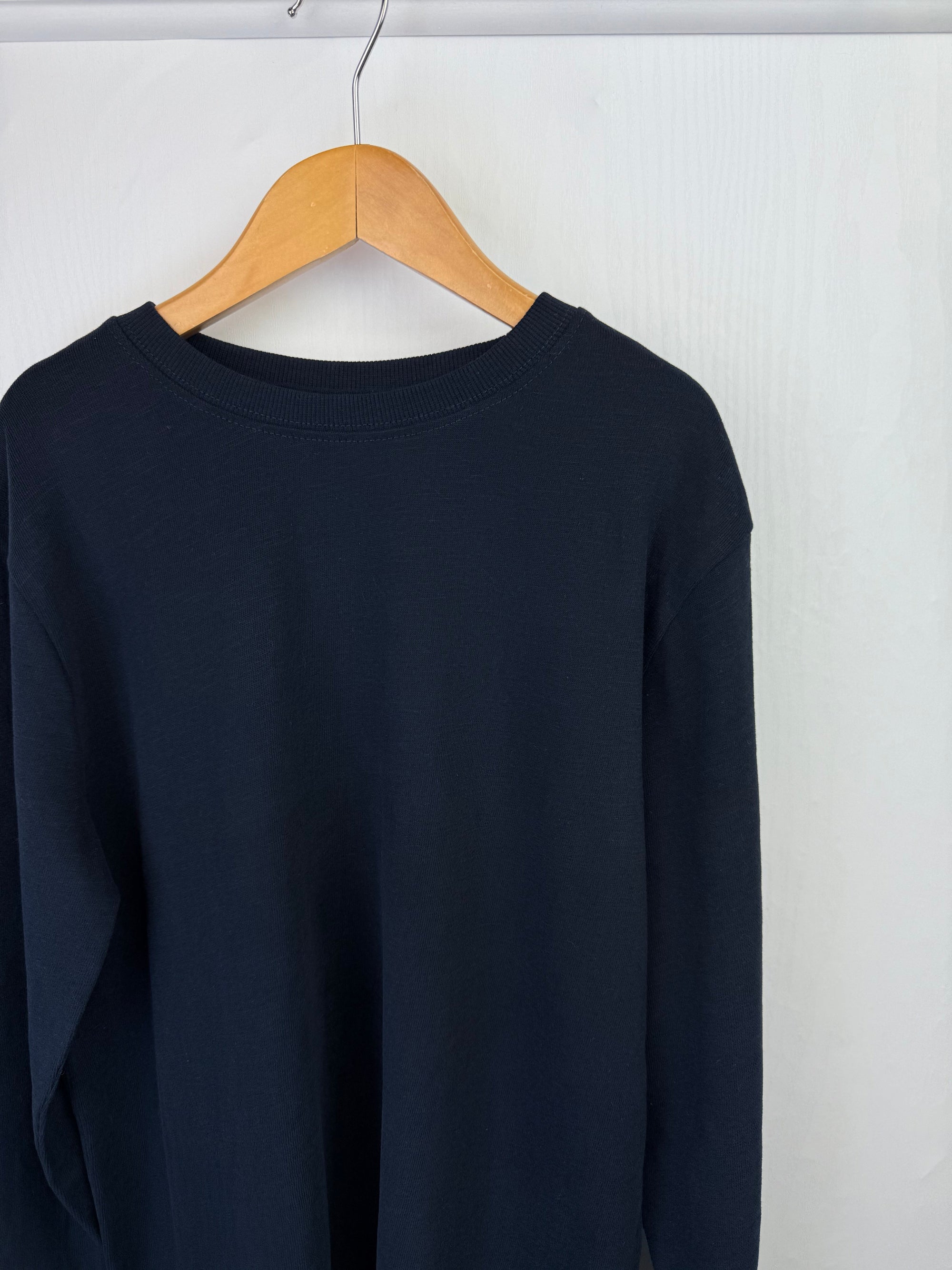 NEW Ex N*xt Navy Long Sleeve Top - Boys 9 Years - Little Ones Preloved. Second Hand Children's & Preloved Baby, Kids, Girls & Boys Clothes. UK online