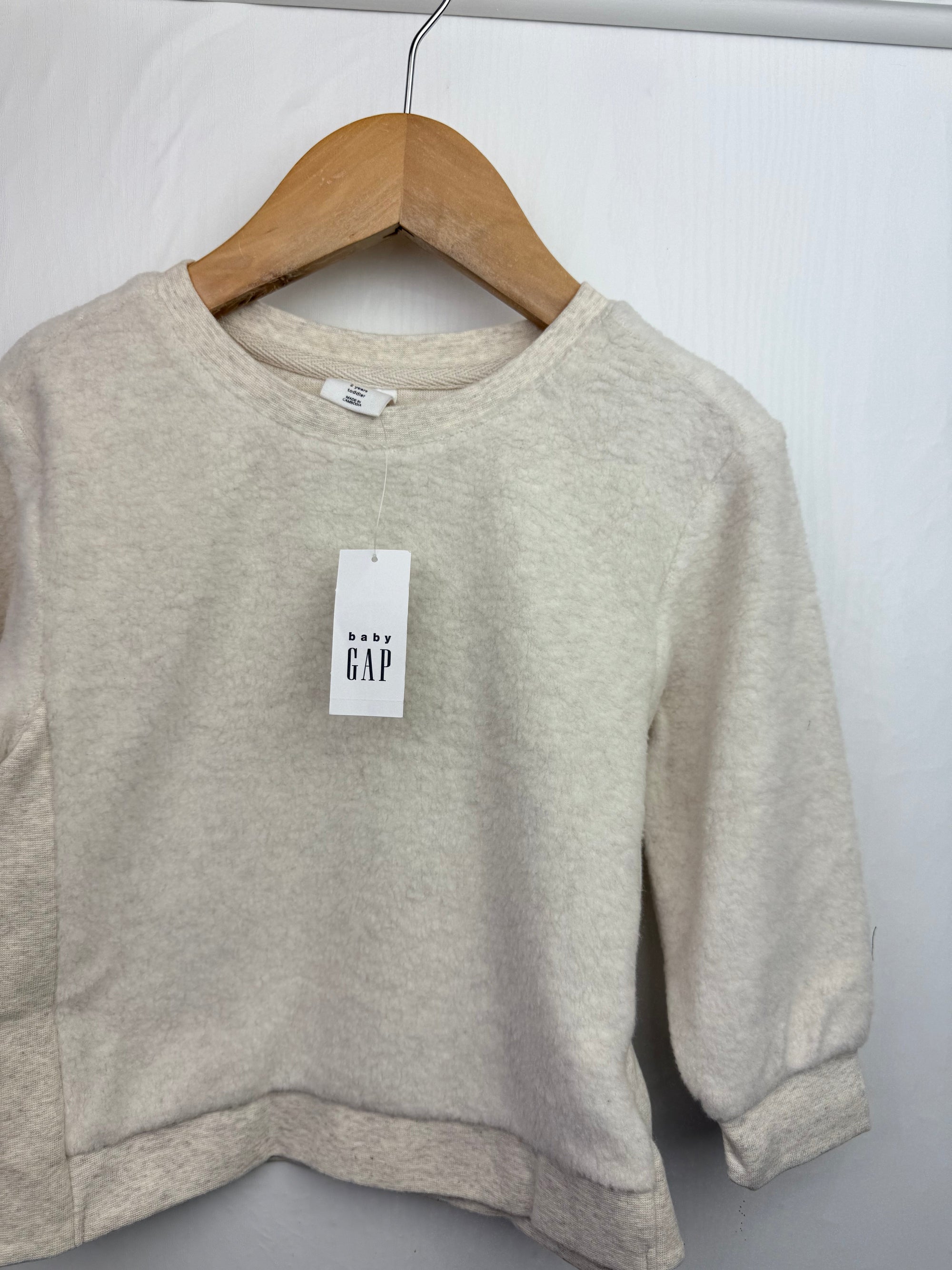 NEW Gap Brushed Fleece Oversized Jumper - Little Ones Preloved. Second Hand Children's & Preloved Baby, Kids, Girls & Boys Clothes. UK online