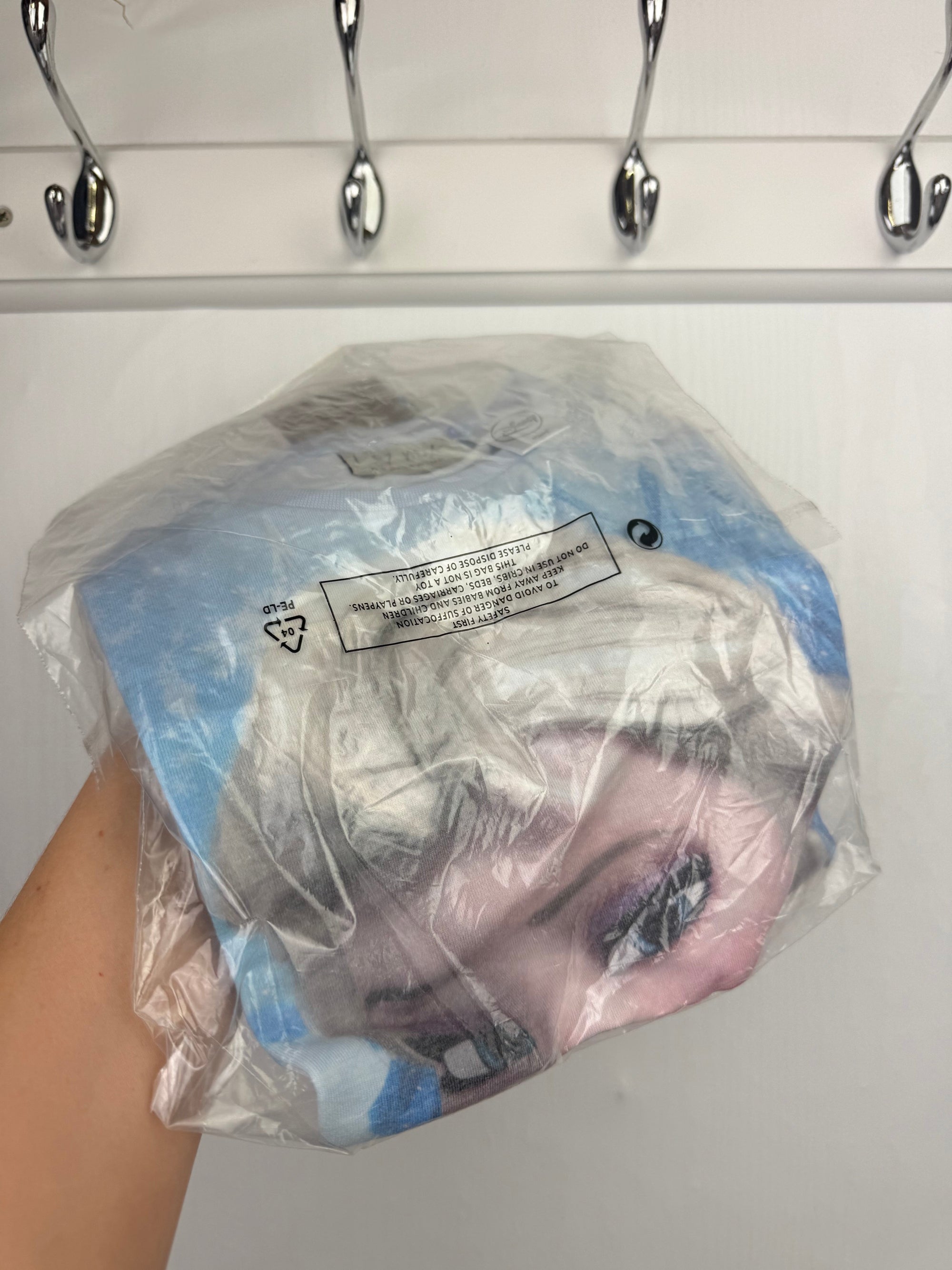 NEW Next Disney Frozen Elsa Top - Girls 5 - 6 Years - Little Ones Preloved. Second Hand Children's & Preloved Baby, Kids, Girls & Boys Clothes. UK online