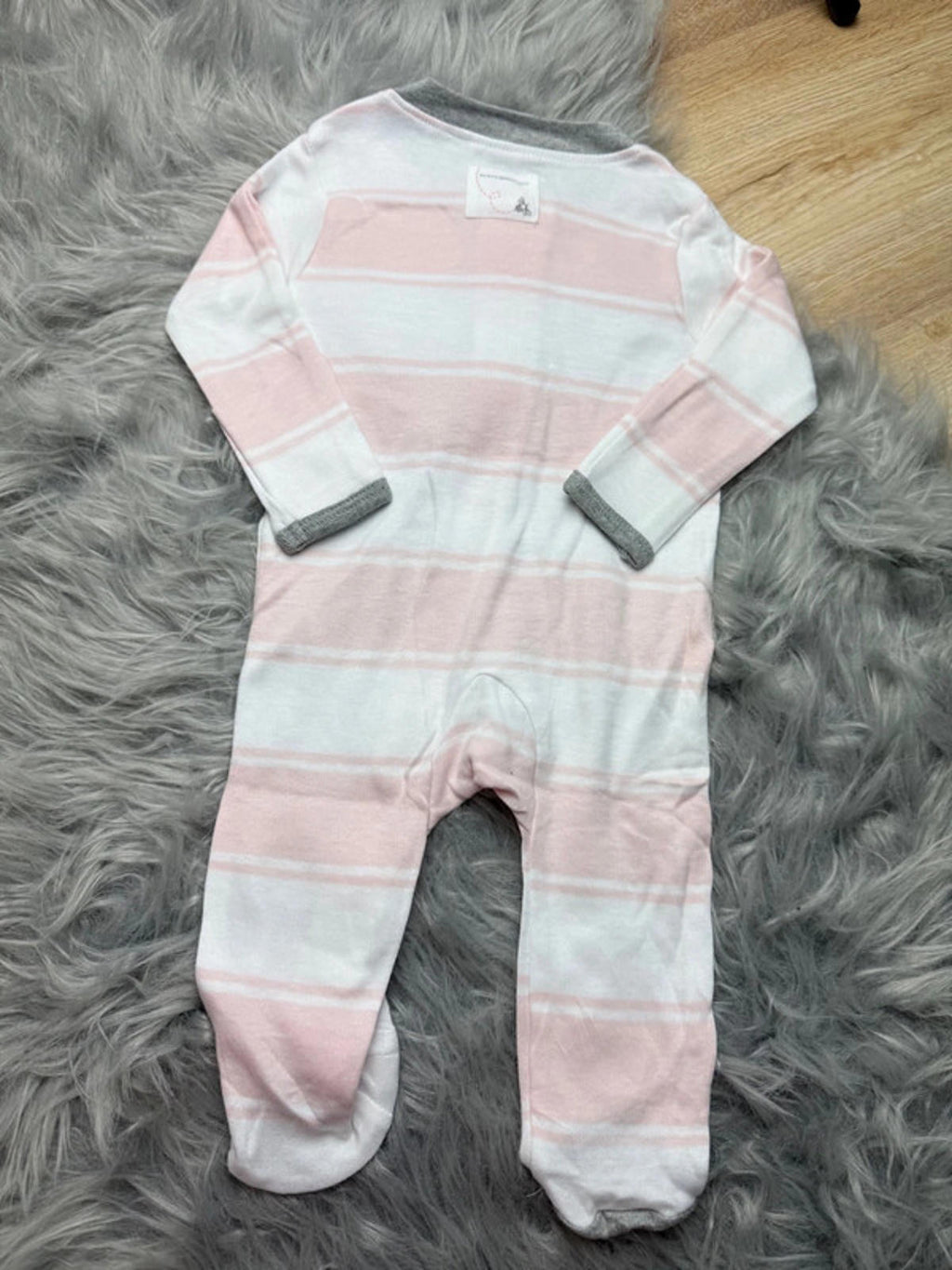 Nwot’s Burts Bees Pink Striped Sleepsuit - Baby Girls Newborn - Little Ones Preloved. Second Hand Children's & Preloved Baby, Kids, Girls & Boys Clothes. UK online